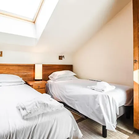 Exceptional 3 Bed Penthouse With Fireplace And Stunning Views Flaine