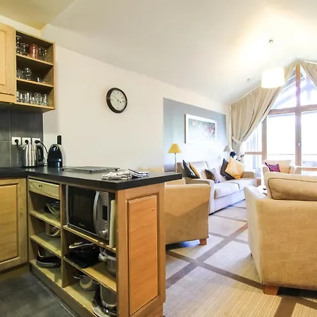 Exceptional 3 Bed Penthouse With Fireplace And Stunning Views * Flaine